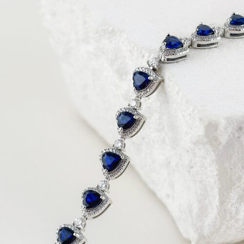 Браслет "Сердца" с сапфирами и бриллиантами из белого золота 585 пробы