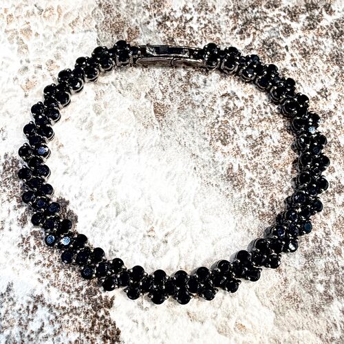 Браслет со шпинелью из серебра 925 пробы