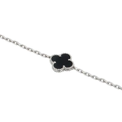 Браслет с ониксом из серебра 925 пробы