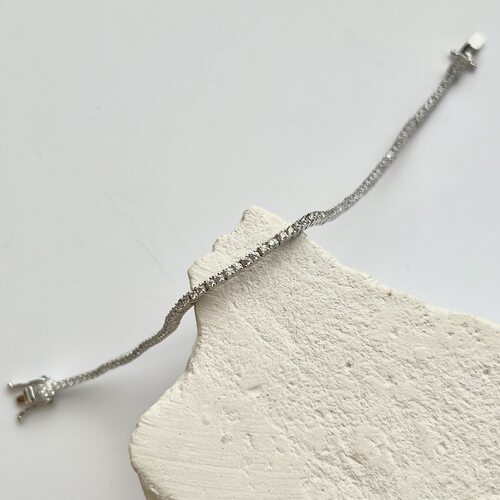 Браслет с фианитами из серебра 925 пробы