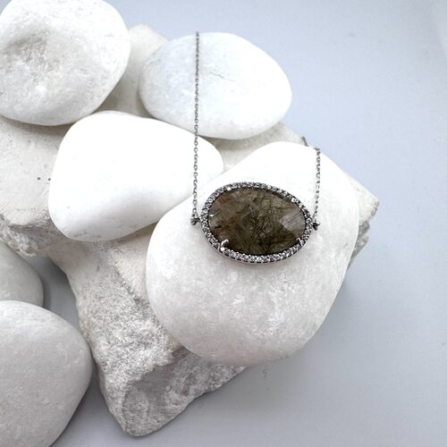 Браслет с кварцем и фианитами из серебра 925 пробы