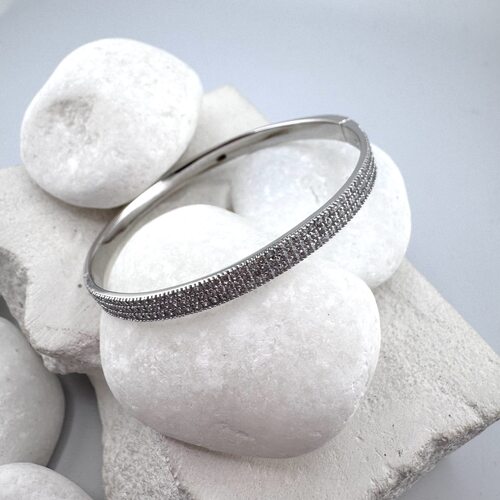 Браслет с фианитами из серебра 925 пробы