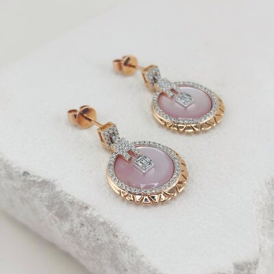 Серьги с бриллиантами и перламутром из золота 585 пробы