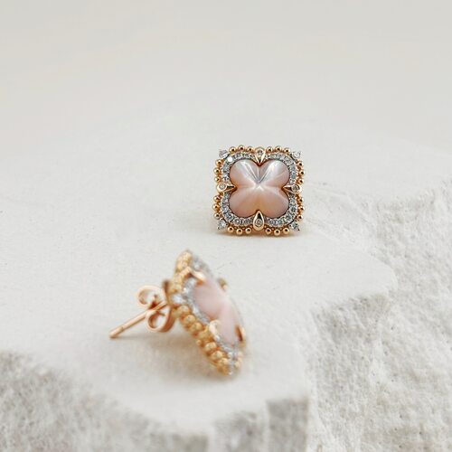 Серьги "Клевера" с брилиантами и перламутром из золота 585 пробы