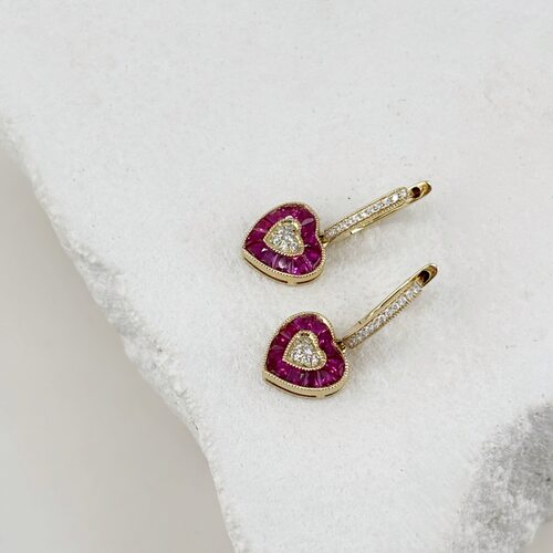 Серьги "Сердца" с рубинами и бриллиантами из желтого золота 585 пробы