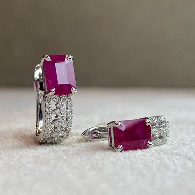 Серьги с рубинами и бриллиантами из белого золота 585 пробы