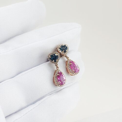 Серьги с топазами и бриллиантами из золота 585 пробы