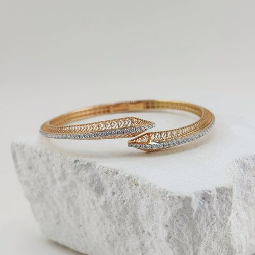 Браслет с бриллиантами из золота 585 пробы