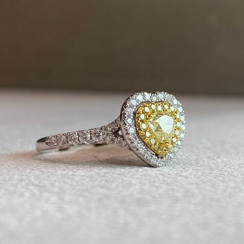 Кольцо "Сердце" с бриллиантами из белого золота 585 пробы