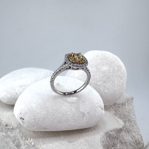 Кольцо с бриллиантами из золота 585 пробы