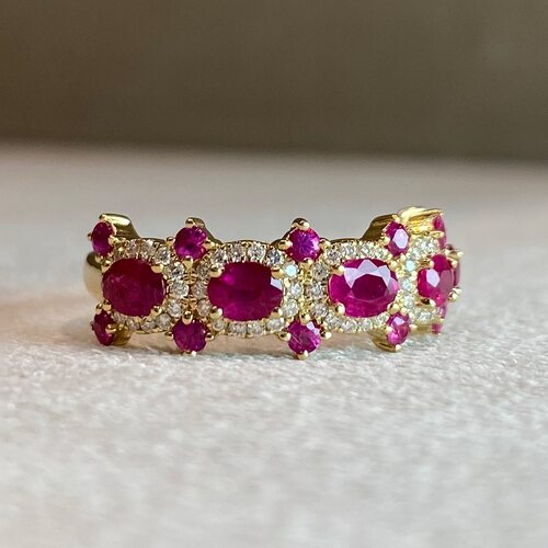 Кольцо с рубинами и бриллиантами из золота 585 пробы