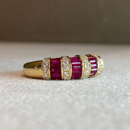 Кольцо с рубинами и бриллиантами из золота 585 пробы