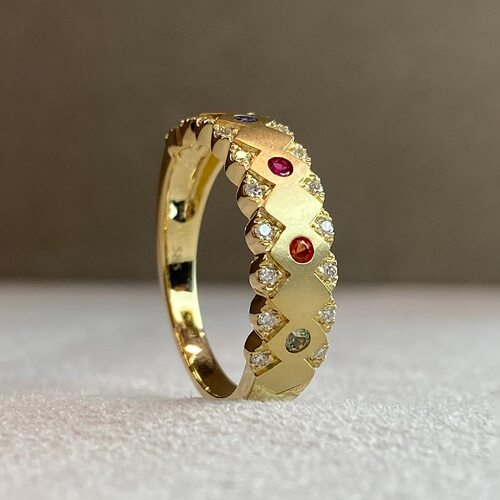 Кольцо с сапфирами и бриллиантами из желтого золота 585 пробы