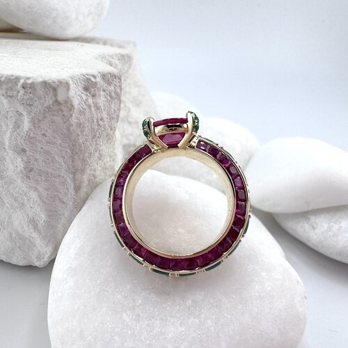 Кольцо с рубинами и изумрудами из золота 585 пробы