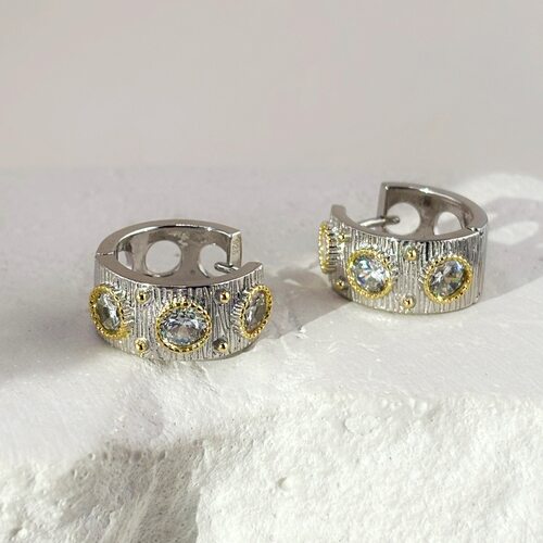 Серьги с фианитами из серебра 925 пробы с позолотой