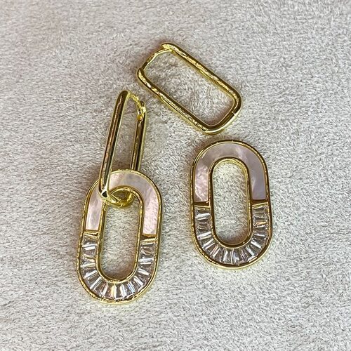 Серьги с фианитами и перламутром из серебра 925 пробы