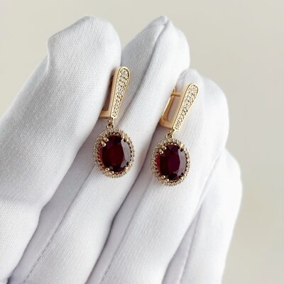 Серьги с рубинами и бриллиантами из золота 585 пробы