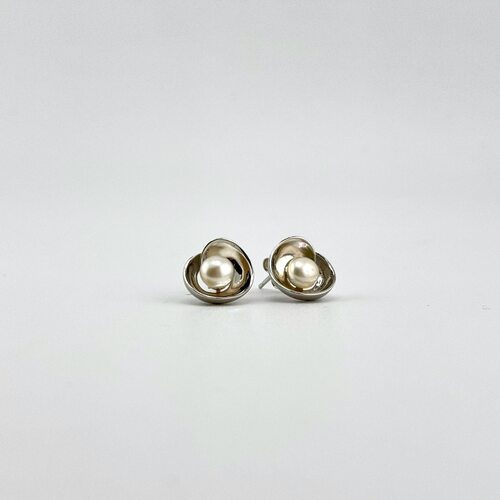 Серьги с жемчугом из серебра 925 пробы