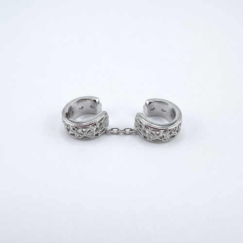 Серьга с фианитами из серебра 925 пробы