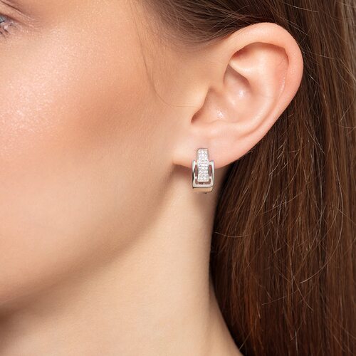 Серьги с фианитом из серебра 925 пробы