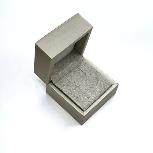 Футляр под серьги