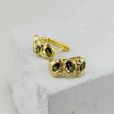 Серьги с хризолитом из серебра 925 пробы с позолотой