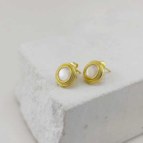 Серьги с перламутром из серебра 925 пробы с позолотой