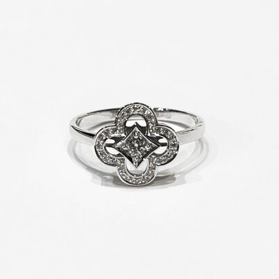 Кольцо "Клевер" с бриллиантами из белого золота 585 пробы