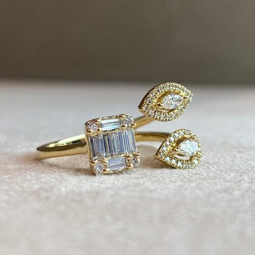 Кольцо с бриллиантами из желтого золота 585 пробы