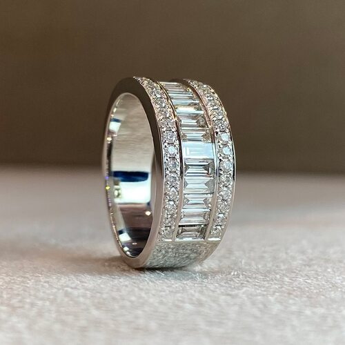 Кольцо с бриллиантами из белого золота 585 пробы