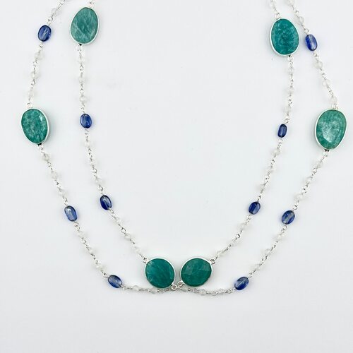 Колье с амазонитом, кианитом и лунным камнем из серебра 925 пробы