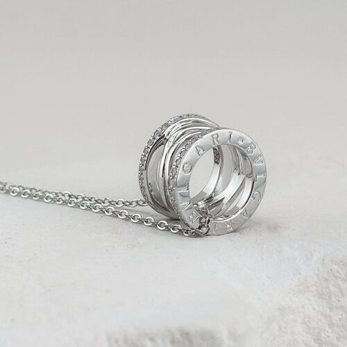 Колье с фианитами из серебра 925 пробы