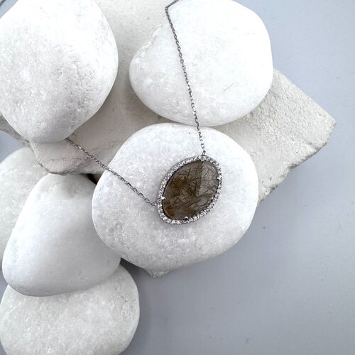 Колье с кварцем и фианитами из серебра 925 пробы арт. NK395