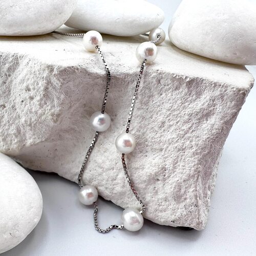 Колье с жемчугом и фианитами из серебра 925 пробы