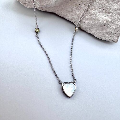 Колье с перламтуром и фианитами из серебра 925 пробы