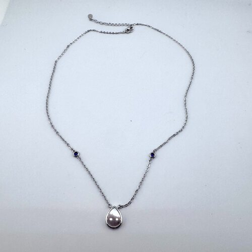 Колье с перламутром и фианитами из серебра 925 пробы