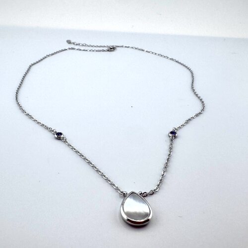 Колье с перламутром и фианитами из серебра 925 пробы