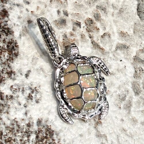 Подвеска "Черепаха" с опалом из серебра 925 пробы