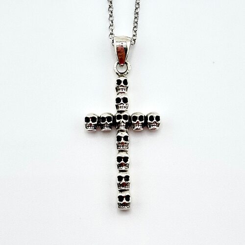 Декоративный крест "Черепа" из серебра 925 пробы