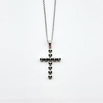 Декоративный крест "Черепа" из серебра 925 пробы