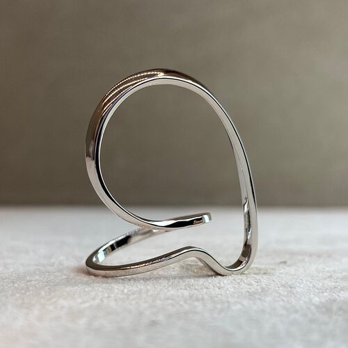 Кольцо из серебра 925 пробы