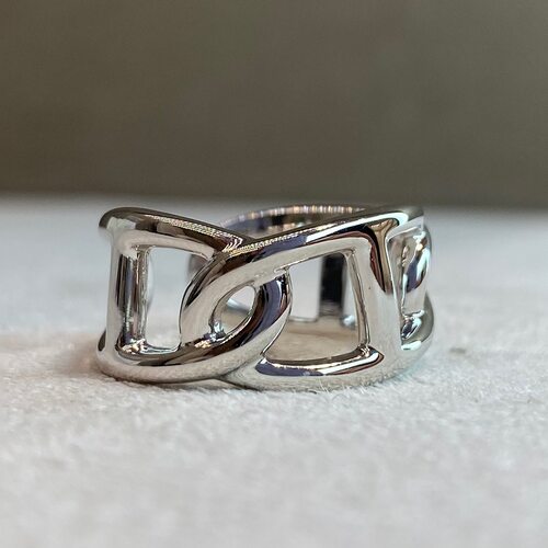 Кольцо из серебра 925 пробы