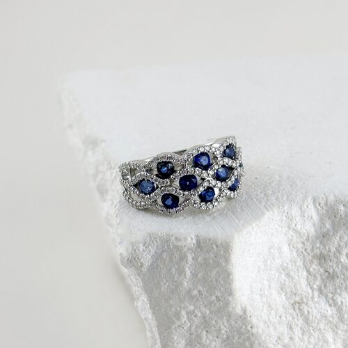 Кольцо с сапфирами и бриллиантами из белого золота 585 пробы