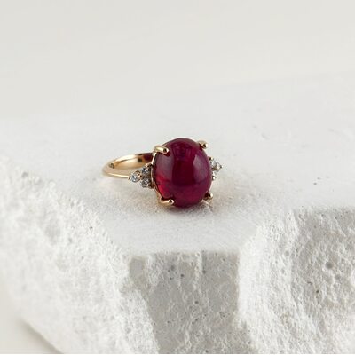 Кольцо с рубином и бриллиантами из золота 585 пробы