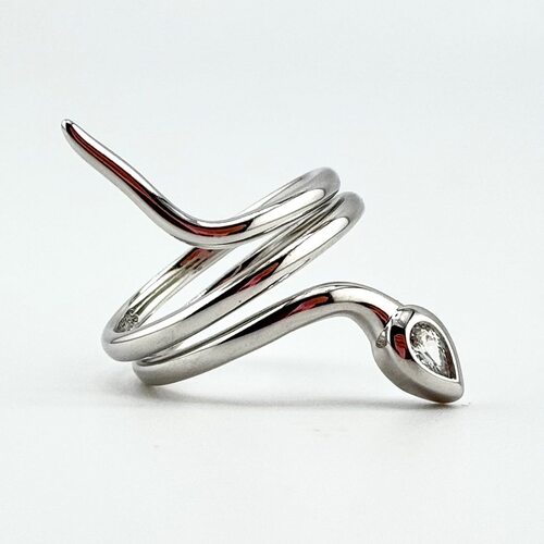 Кольцо "Змея" с фианитом из серебра 925 пробы