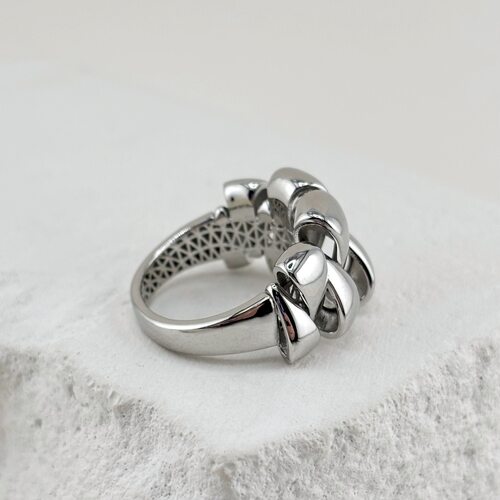 Кольцо из серебра 925 пробы