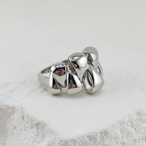 Кольцо из серебра 925 пробы