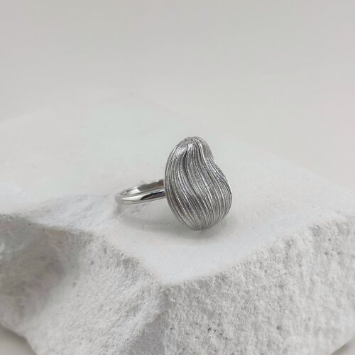 Кольцо из серебра 925 пробы