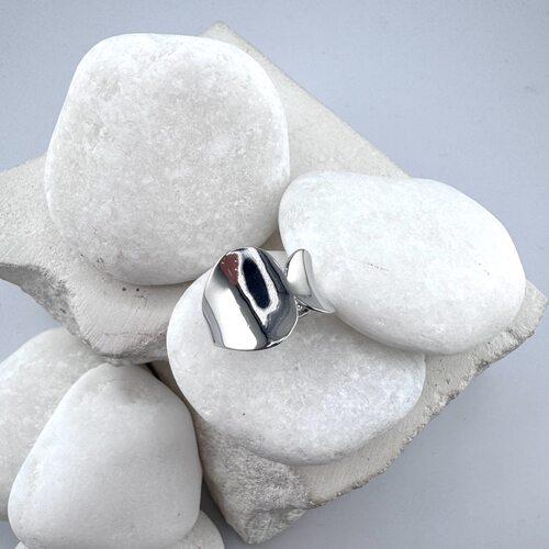 Кольцо из серебра 925 пробы