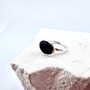 Кольцо с ониксом из серебра 925 пробы